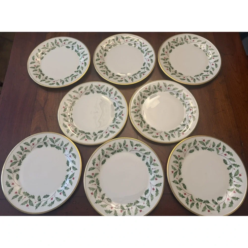 Set of 4 Lenox Holiday Dinner Plates 10.5
